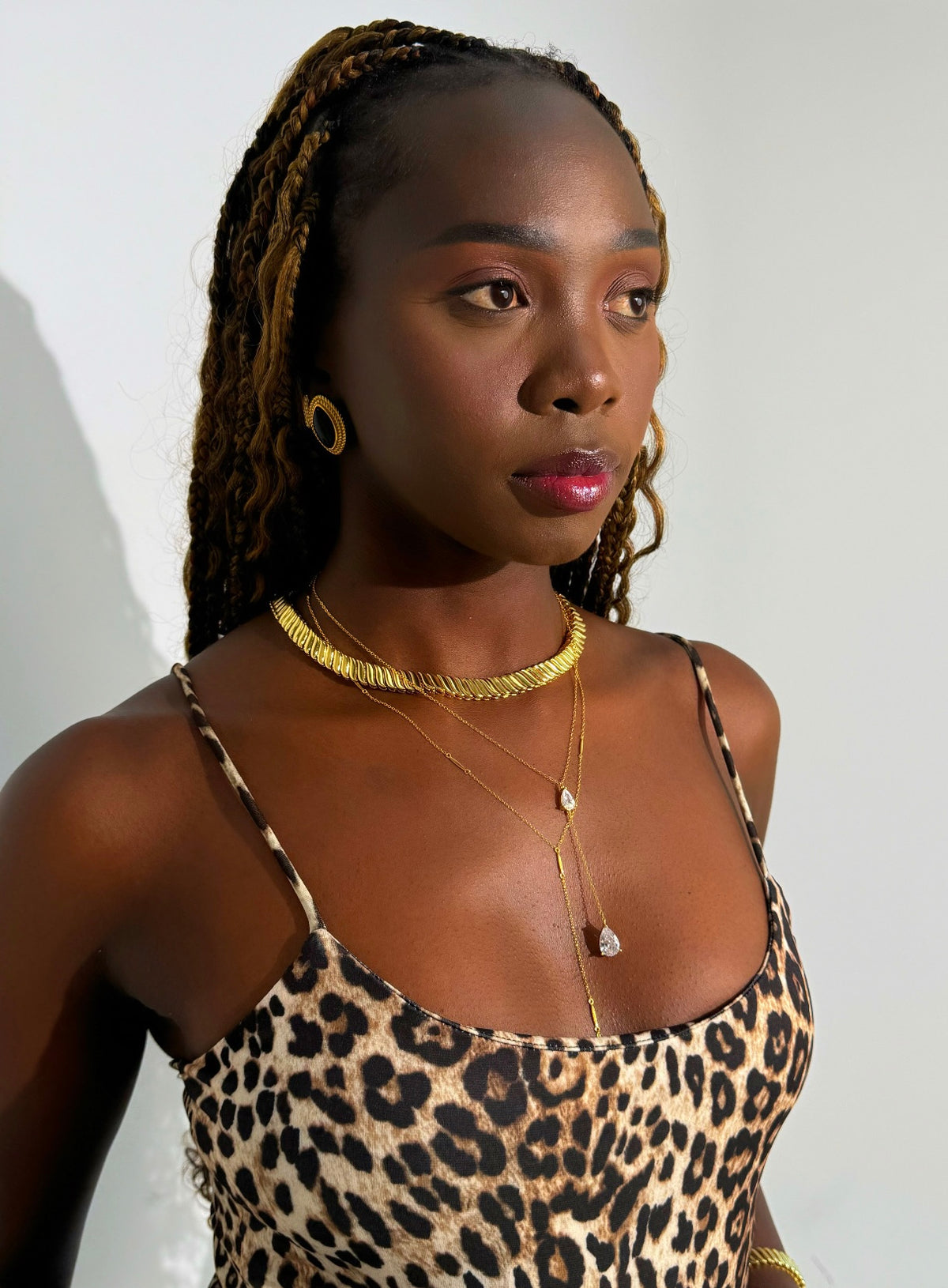 Nyla Teardrop Necklace – Gold