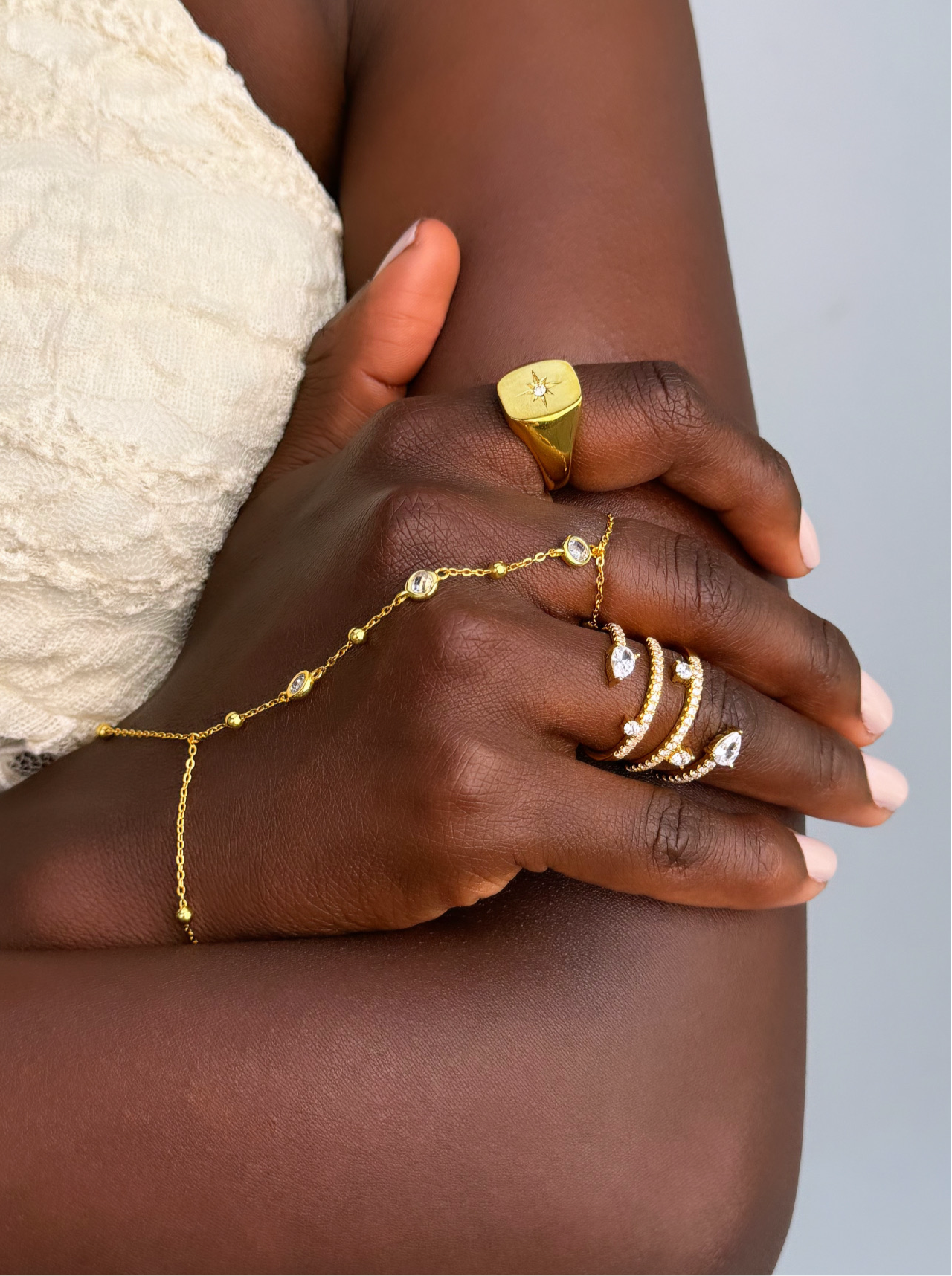 Kenya hand chain