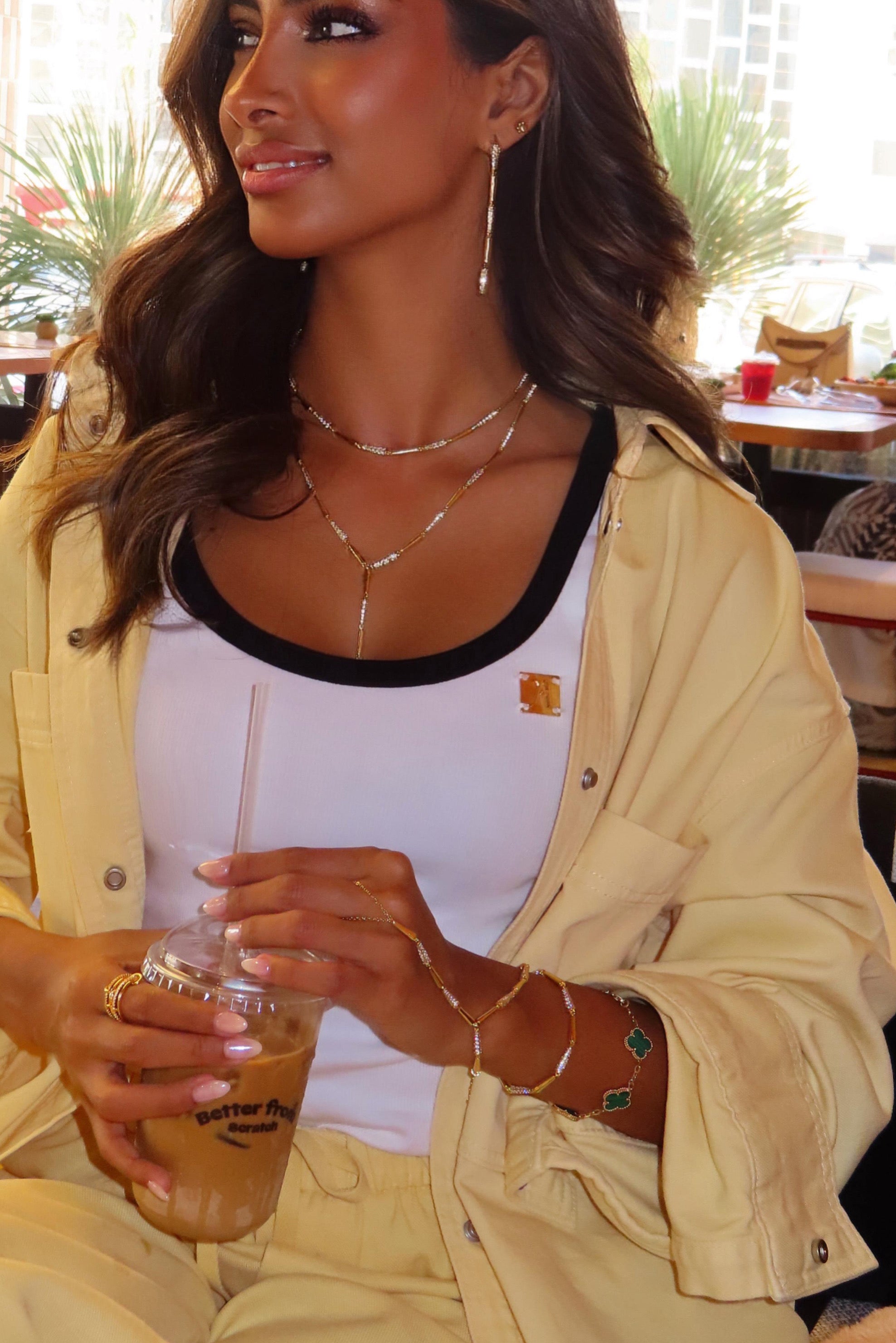 Amalfi hand chain Gold